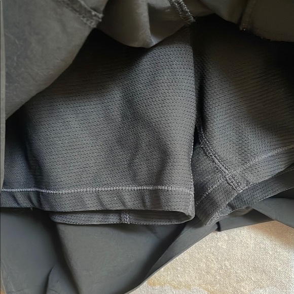 Athleta Hi-Line Olive Green Tie-Waist Skort 10 - Picture 5 of 8